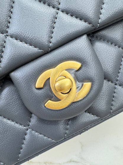 CHANEL 金球 Mini CF20 石墨灰 深灰羊皮