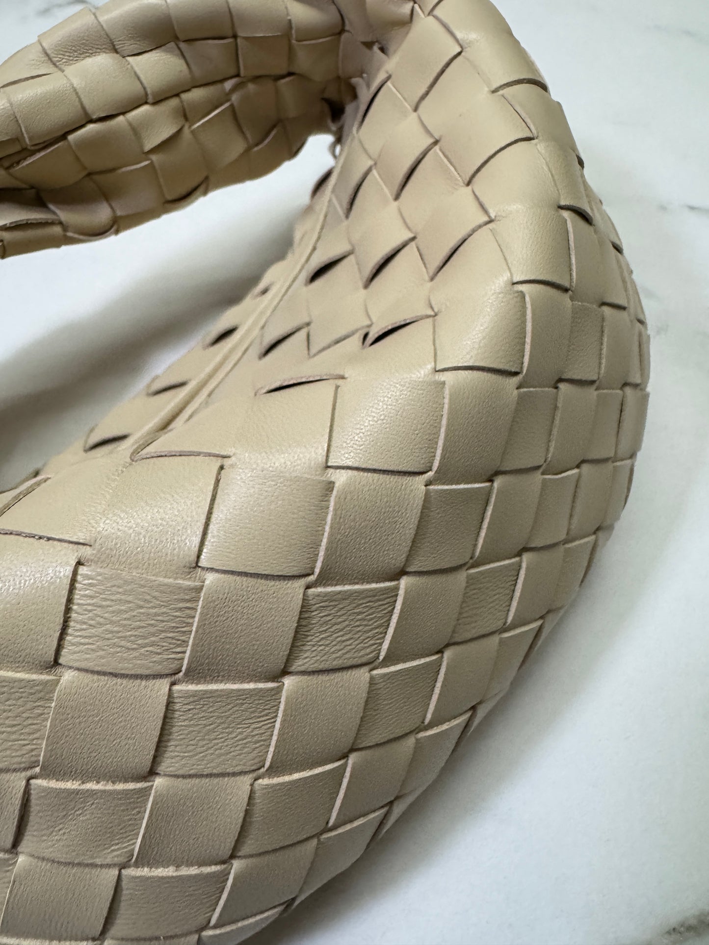 BV Mini Jodie 燕麥色 Porridge