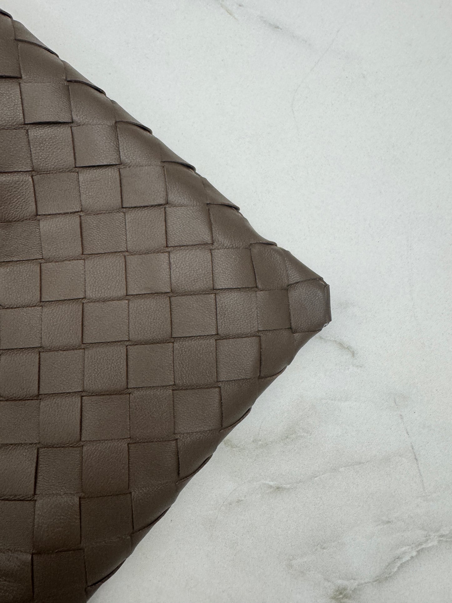 BV Hop Small Pinecone