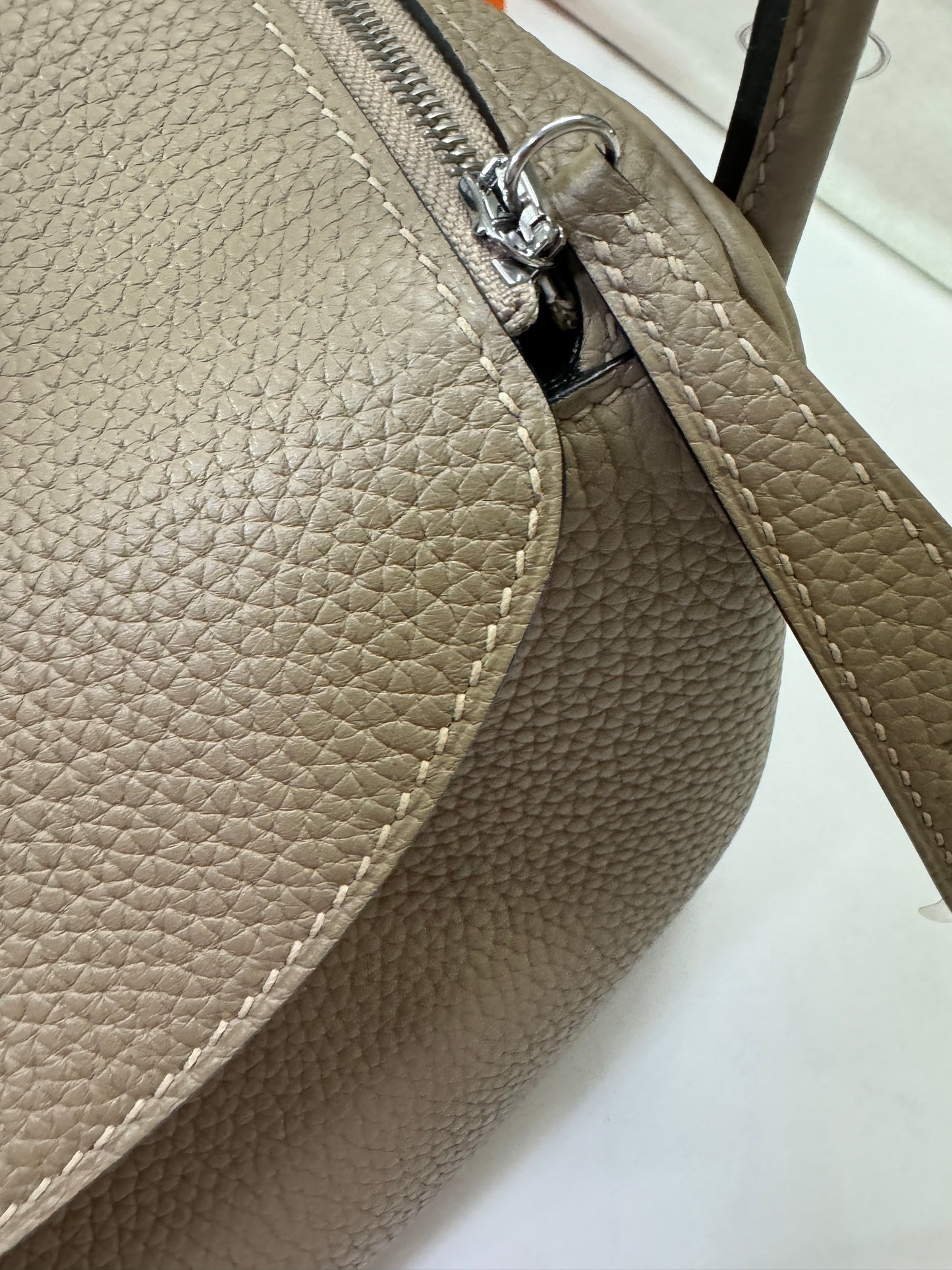 HERMES Lindy26 馬爾法米 銀扣 TC