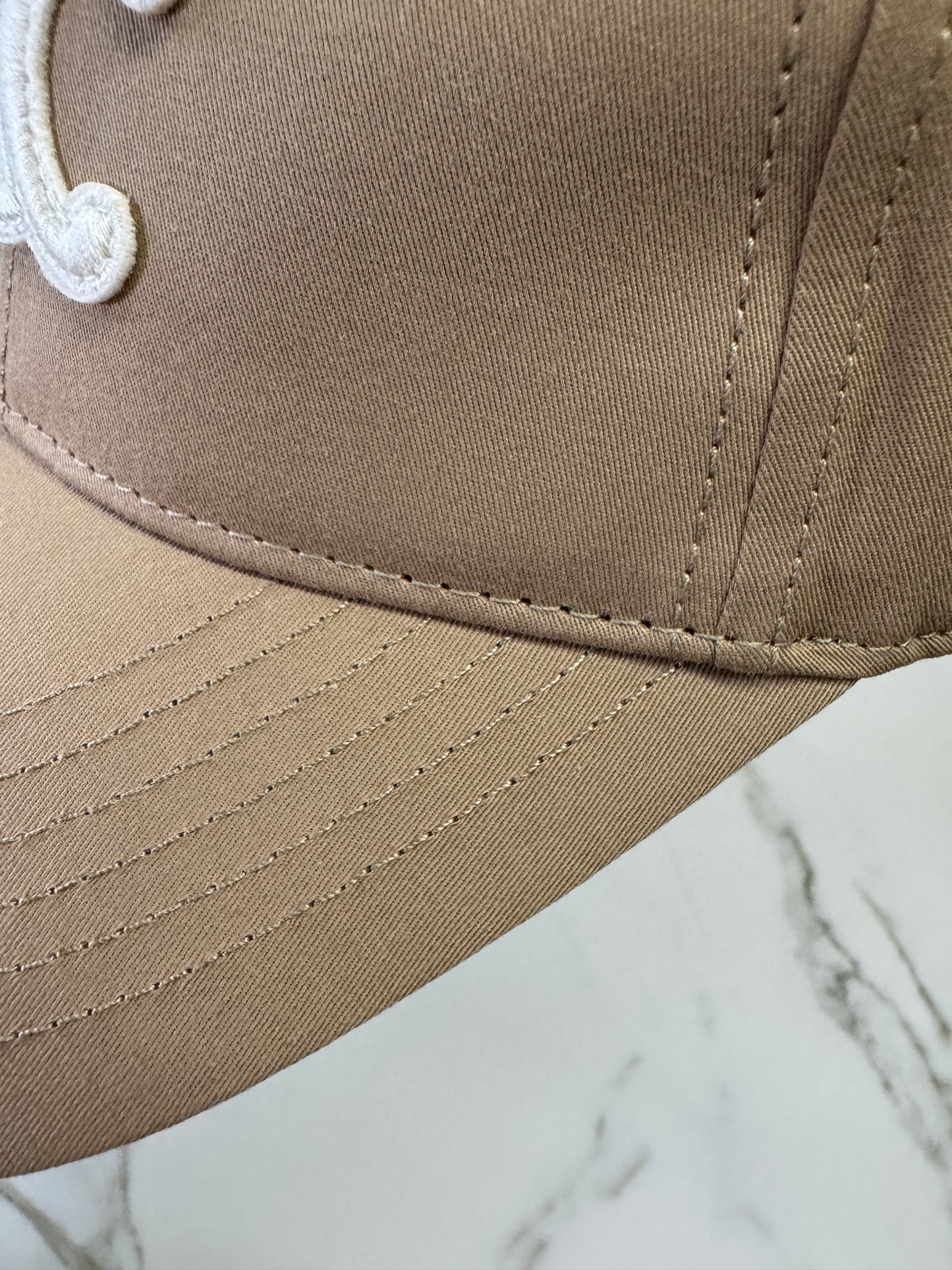 CELINE 凱旋門鴨舌帽 卡其色