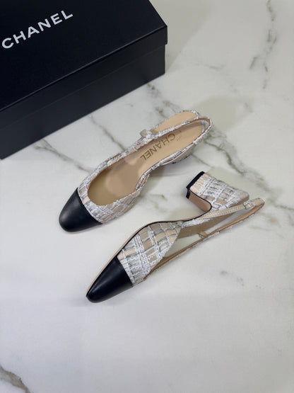 CHANEL 22P蕾絲字母 Slingback