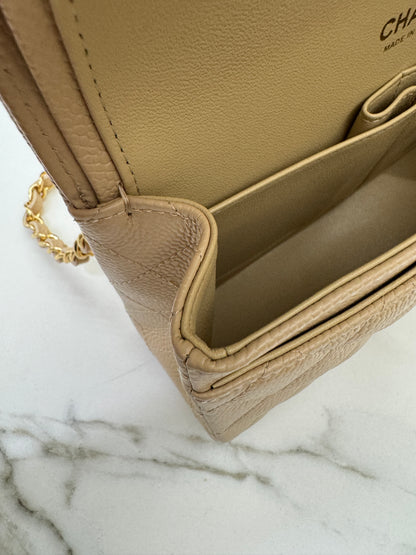 CHANEL CF23 Small 米杏色牛皮金扣 Beige Caviar Calfskin GHW