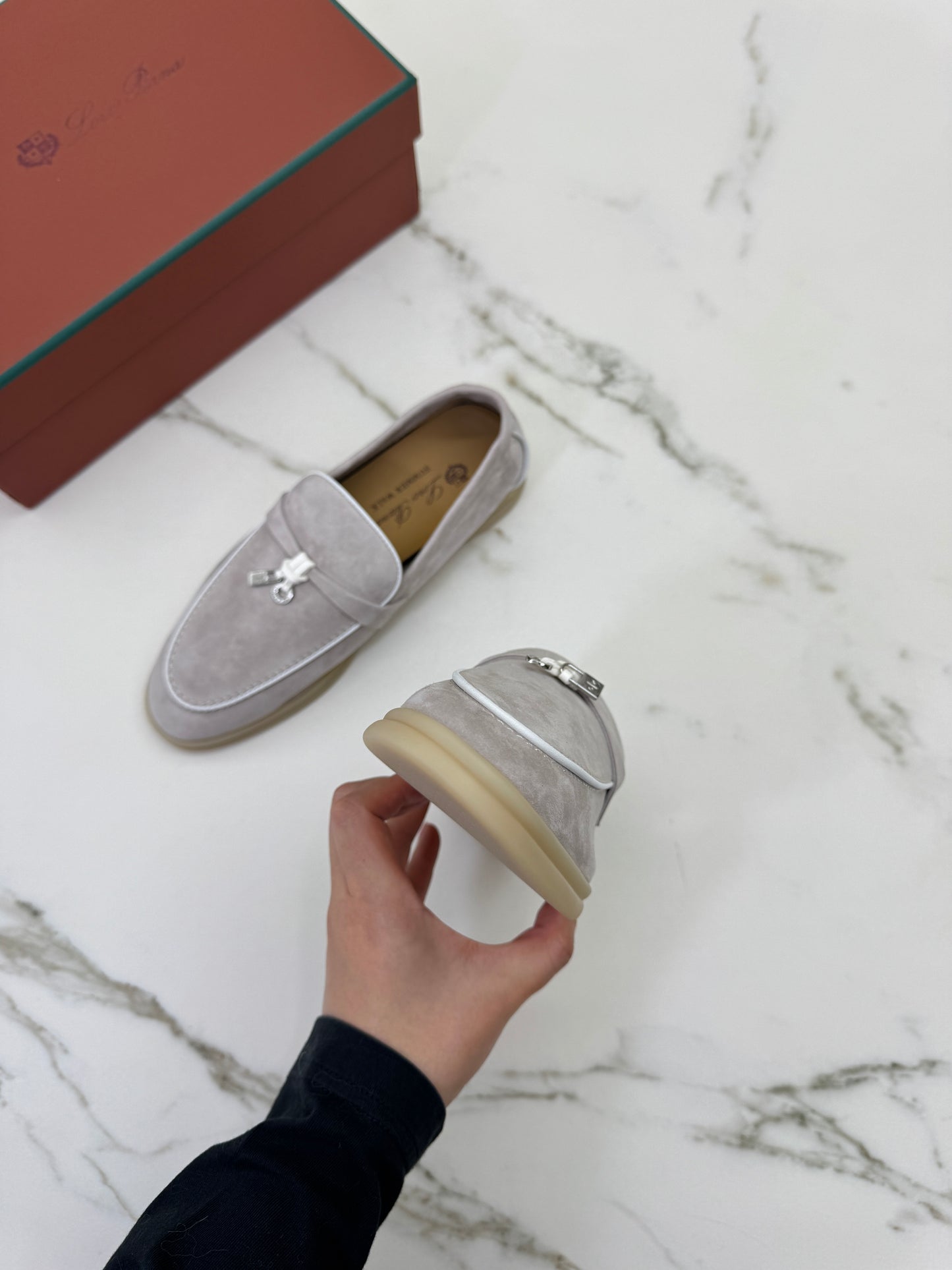 LORO PIANA Summer Walk 珍珠灰滾邊款樂福鞋