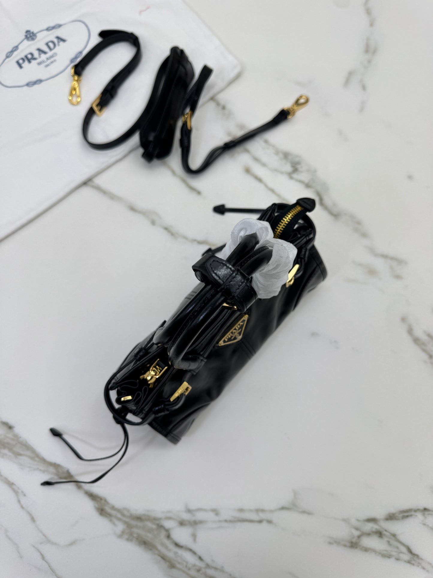 PRADA Mini Bonnie 油蠟牛皮