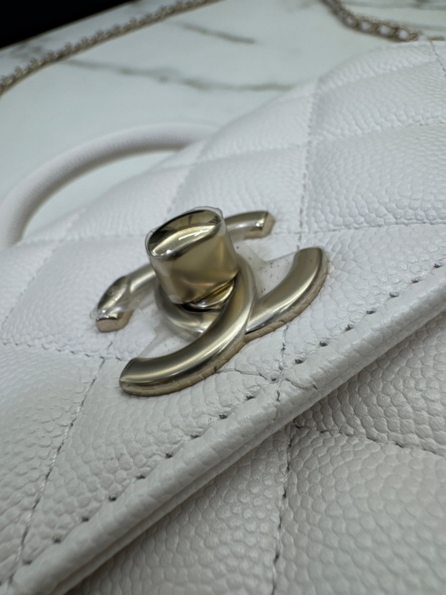 CHANEL Coco Handle Nano 白色
