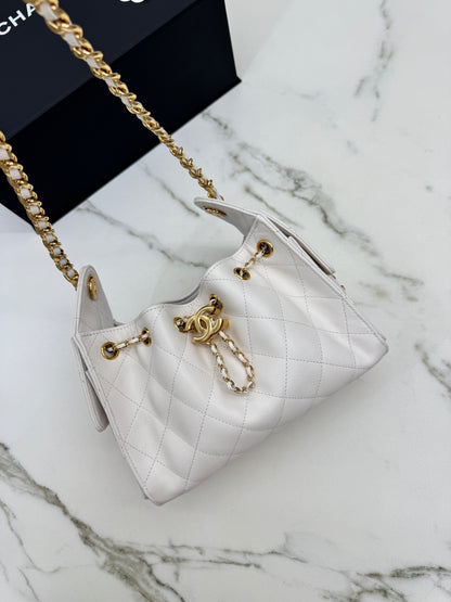 CHANEL Mini 25Bag 白色亮金扣