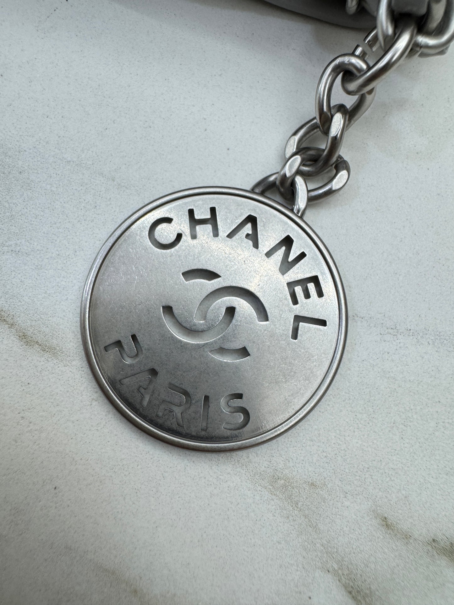 CHANEL Mini 22 Bag 23C淺灰色