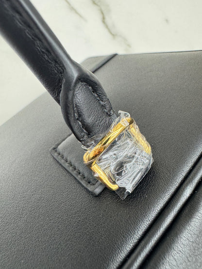 LOEWE Amazona 28 黑色
