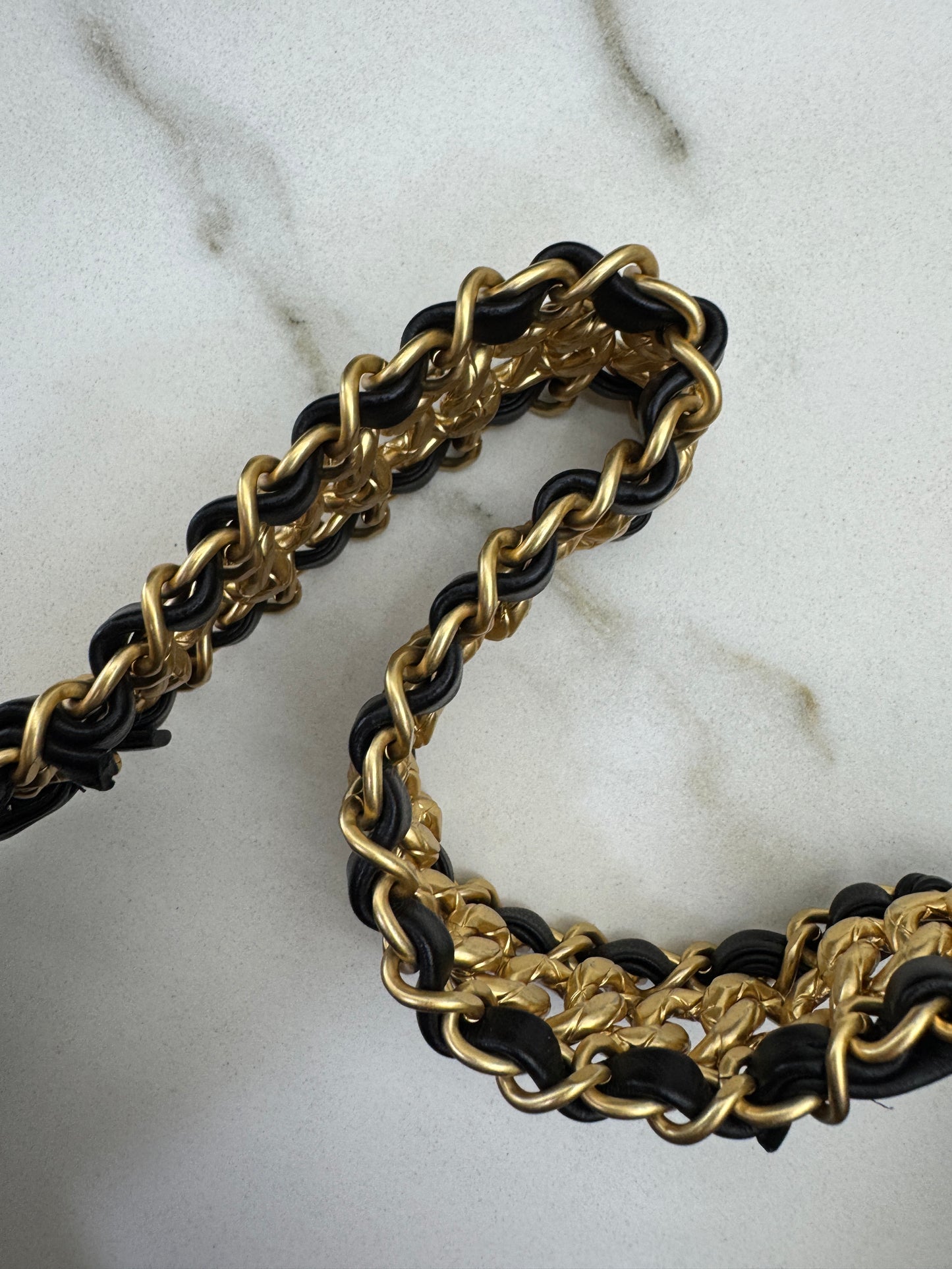 CHANEL 25P Hobo Small