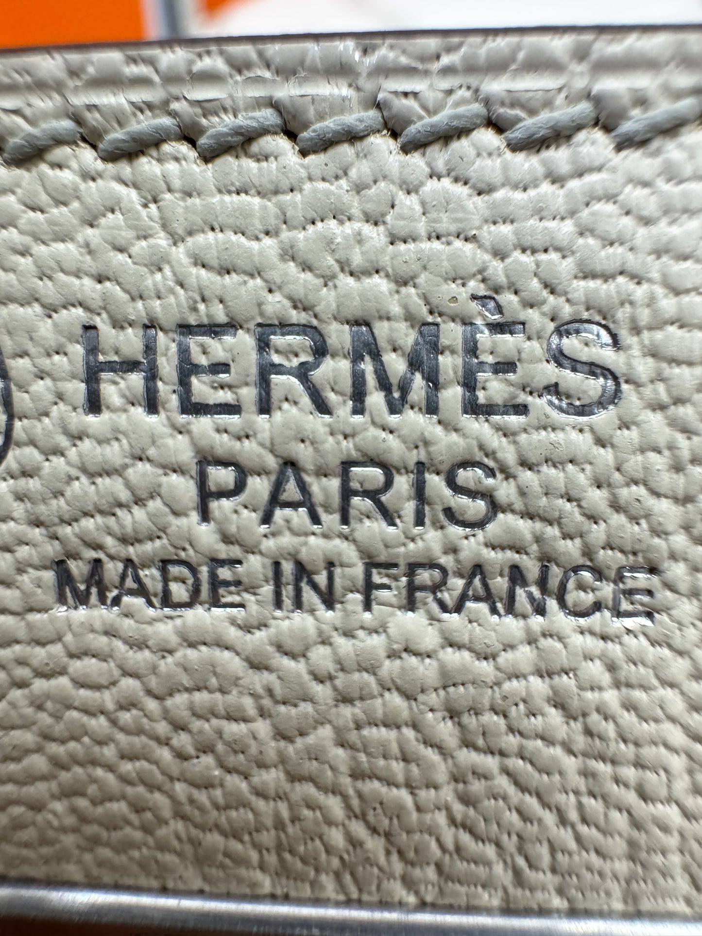HERMES Birkin 30 SO 珍珠灰拼奶昔白山羊皮 拉絲銀扣 Chevre Mysore Gris Pearl x Craie