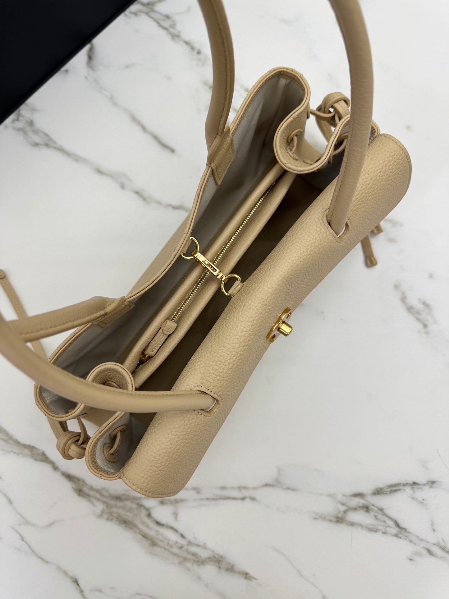 CHANEL 26S 法棍 Shopping Bag