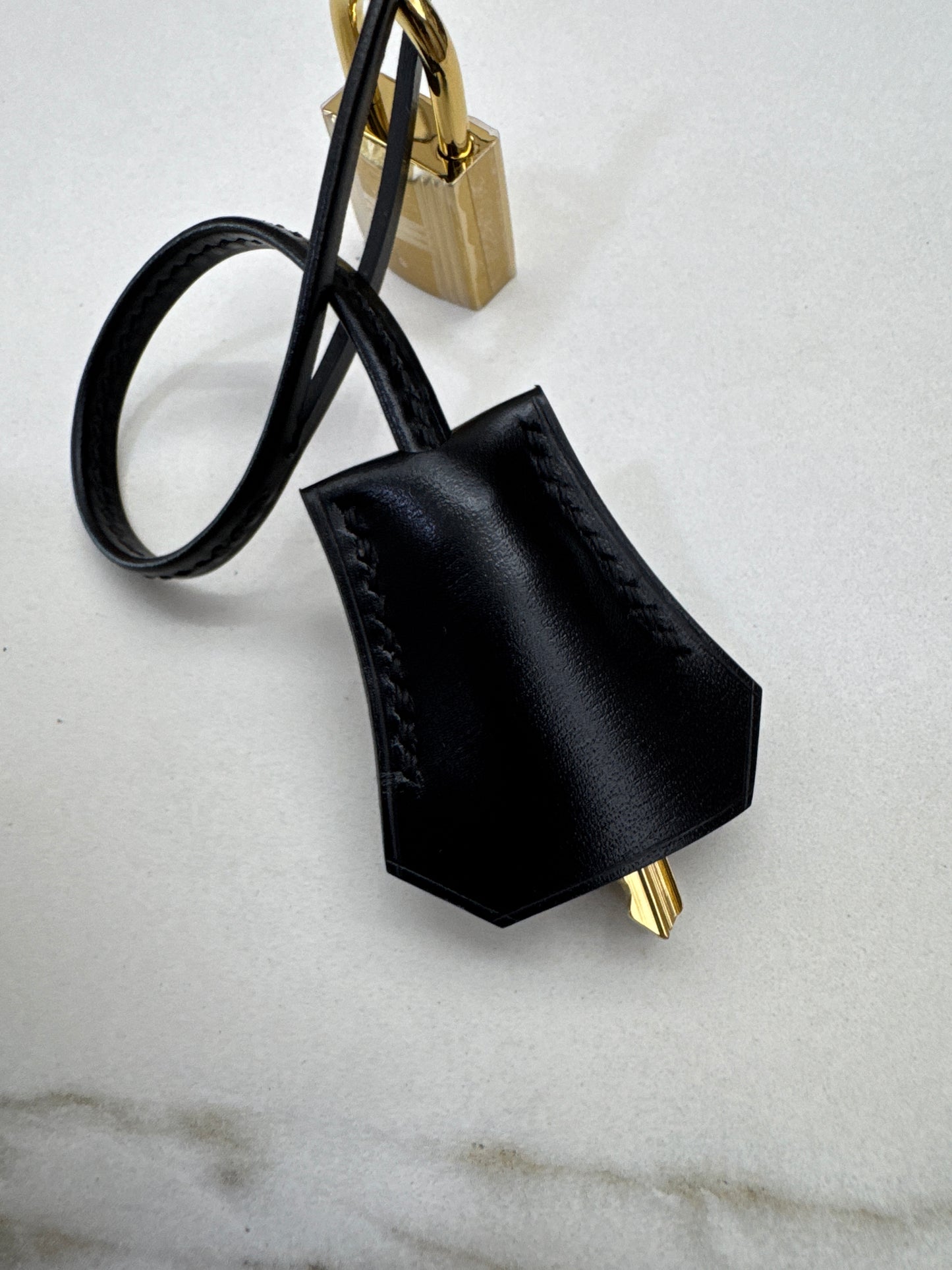 HERMES Kelly 25 黑色外縫金扣 Box Leather Sellier Noir GHW