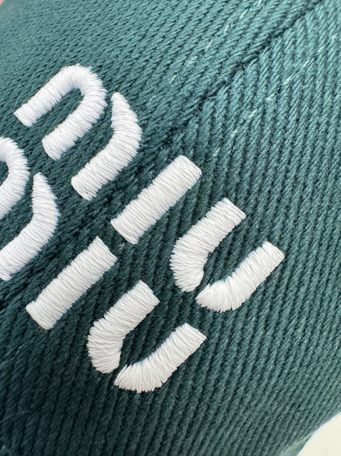 MIU MIU 軟頂鴨舌帽