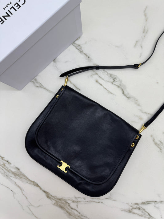 CELINE Soft Triomphe Besace