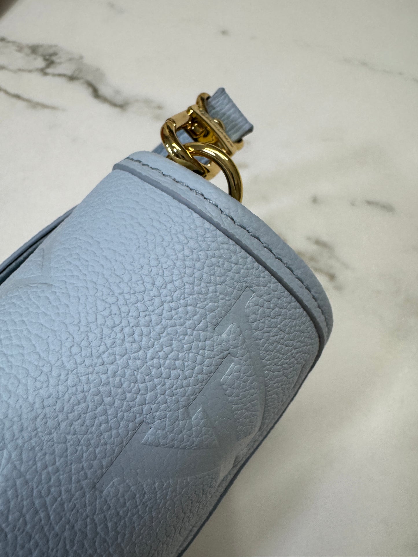 LV Diane 全皮粉藍 Baby Blue