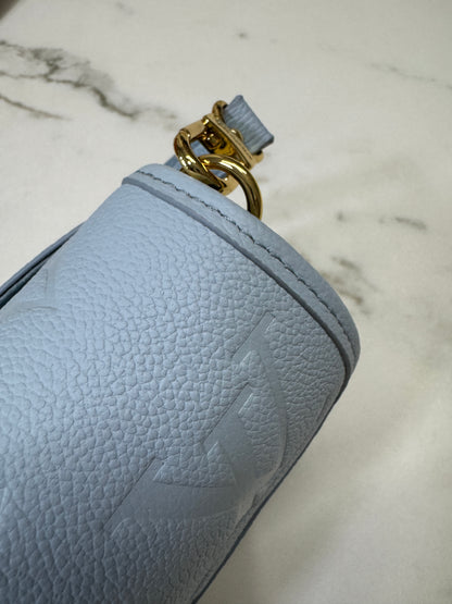 LV Diane 全皮粉藍 Baby Blue