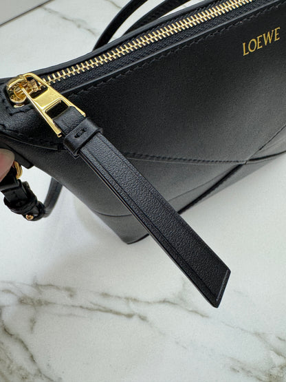 LOEWE Puzzle Fold Pouch Black