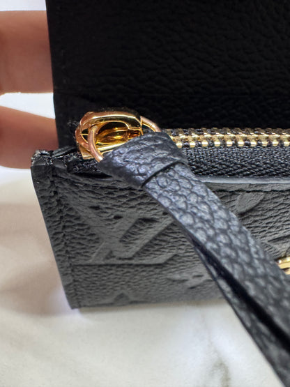 LV Rosalie 黑色全皮壓花零錢包