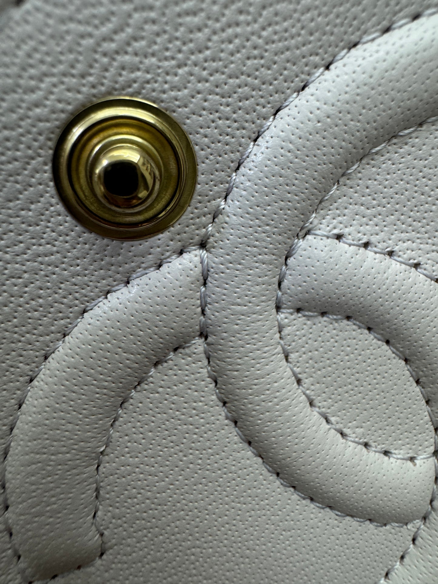 CHANEL 21S 淺粉紫 Classic Flap Small CF23 Liliac