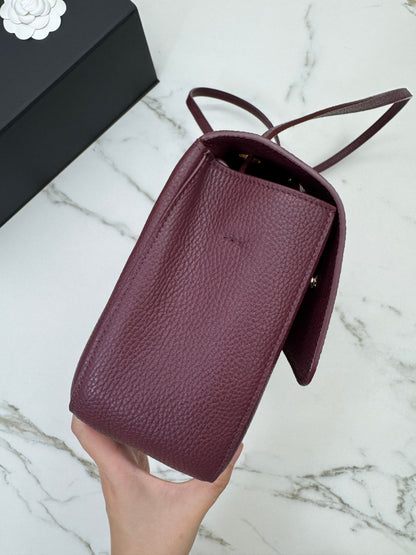 CHANEL 26S Maxi Flap Bag Small 酒紅色金扣 Burgundy GHW