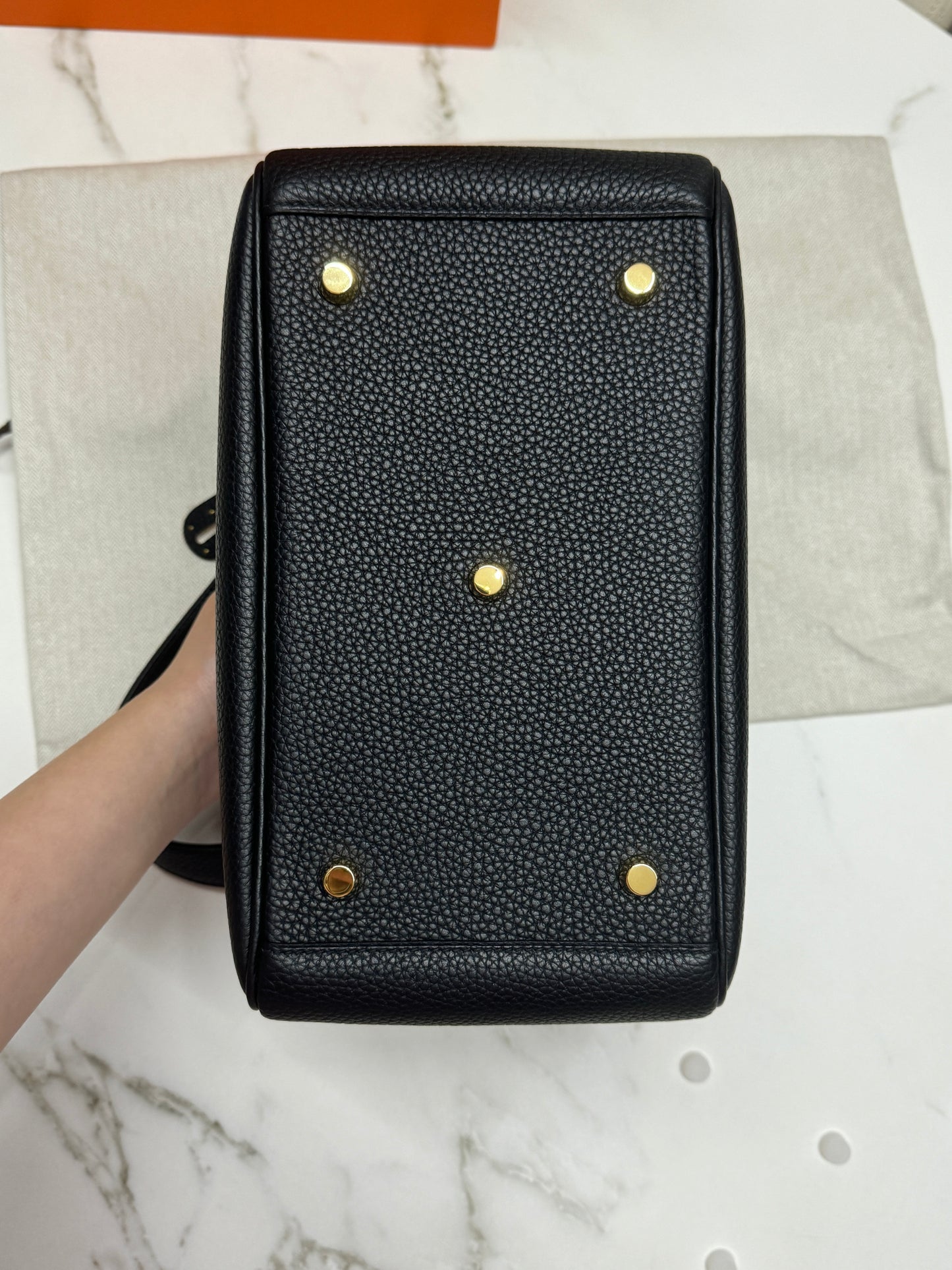 HERMES Lindy26 黑色金扣 TC