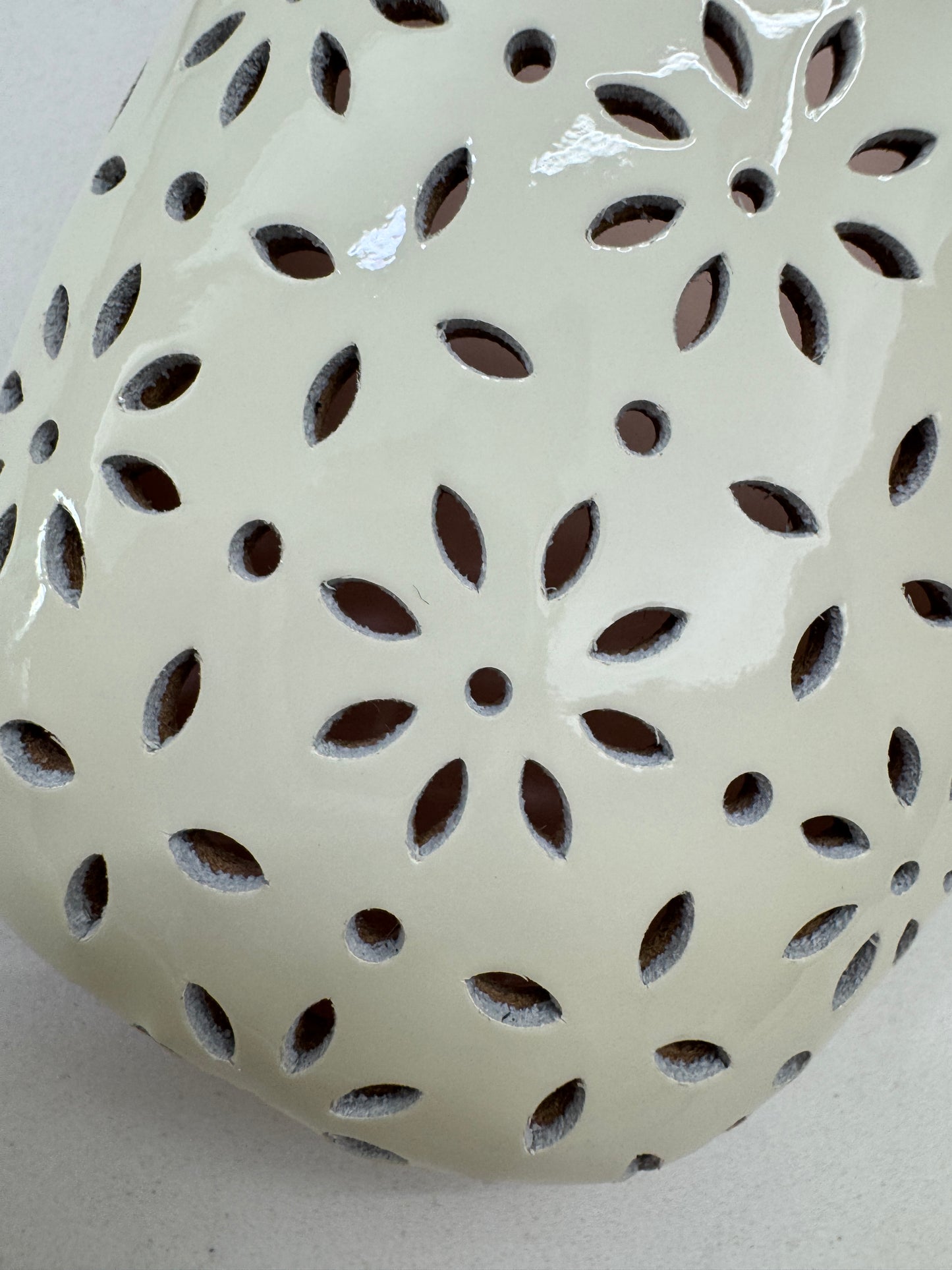 RV 小雛菊鏤空 Mary Jane