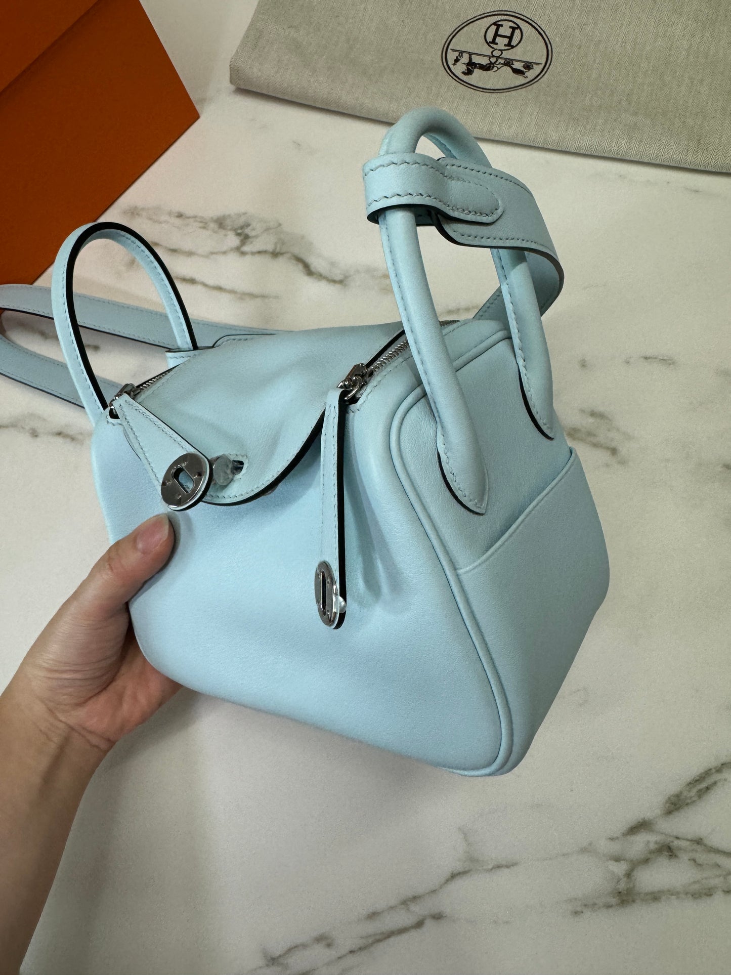 HERMES Mini Lindy 霧霾藍T0 銀扣 swift