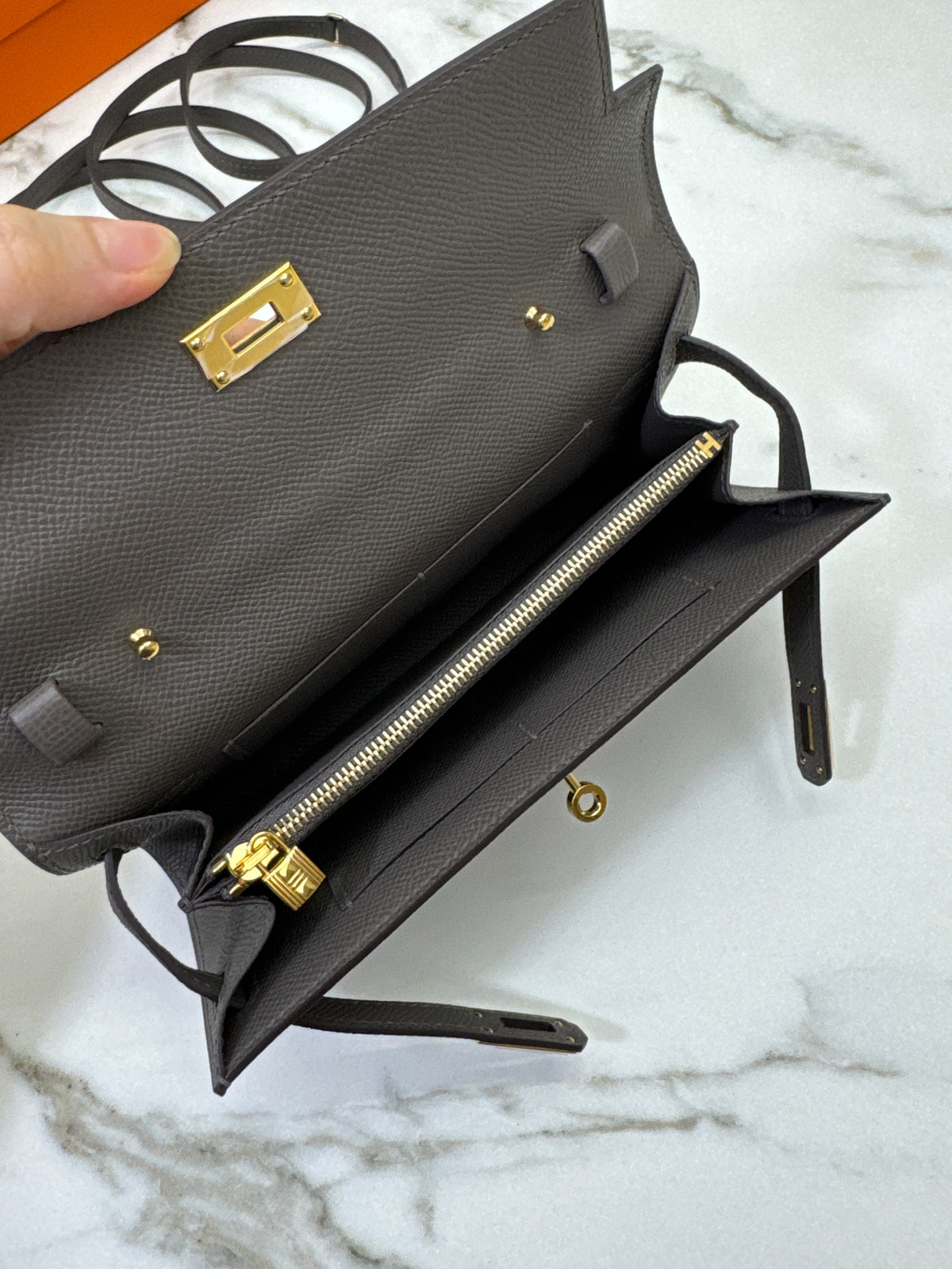 HERMES Kelly to-go 錫器灰金扣 Epsom