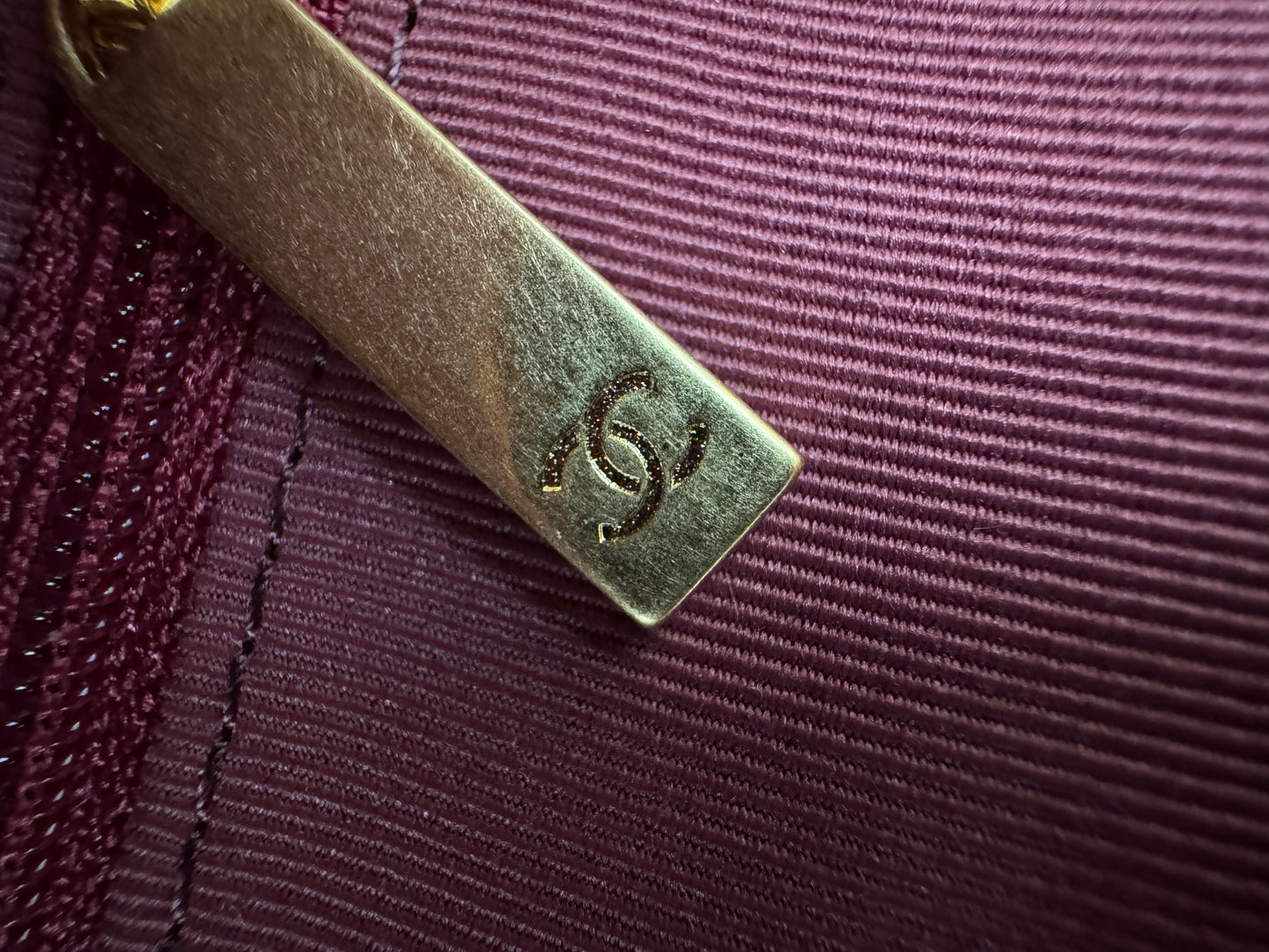 CHANEL 24K 金幣相機包 Medium