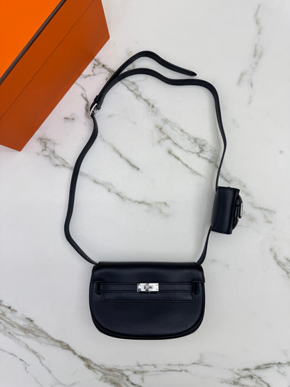 HERMES Kelly Moove 黑銀 Swift Noir PHW