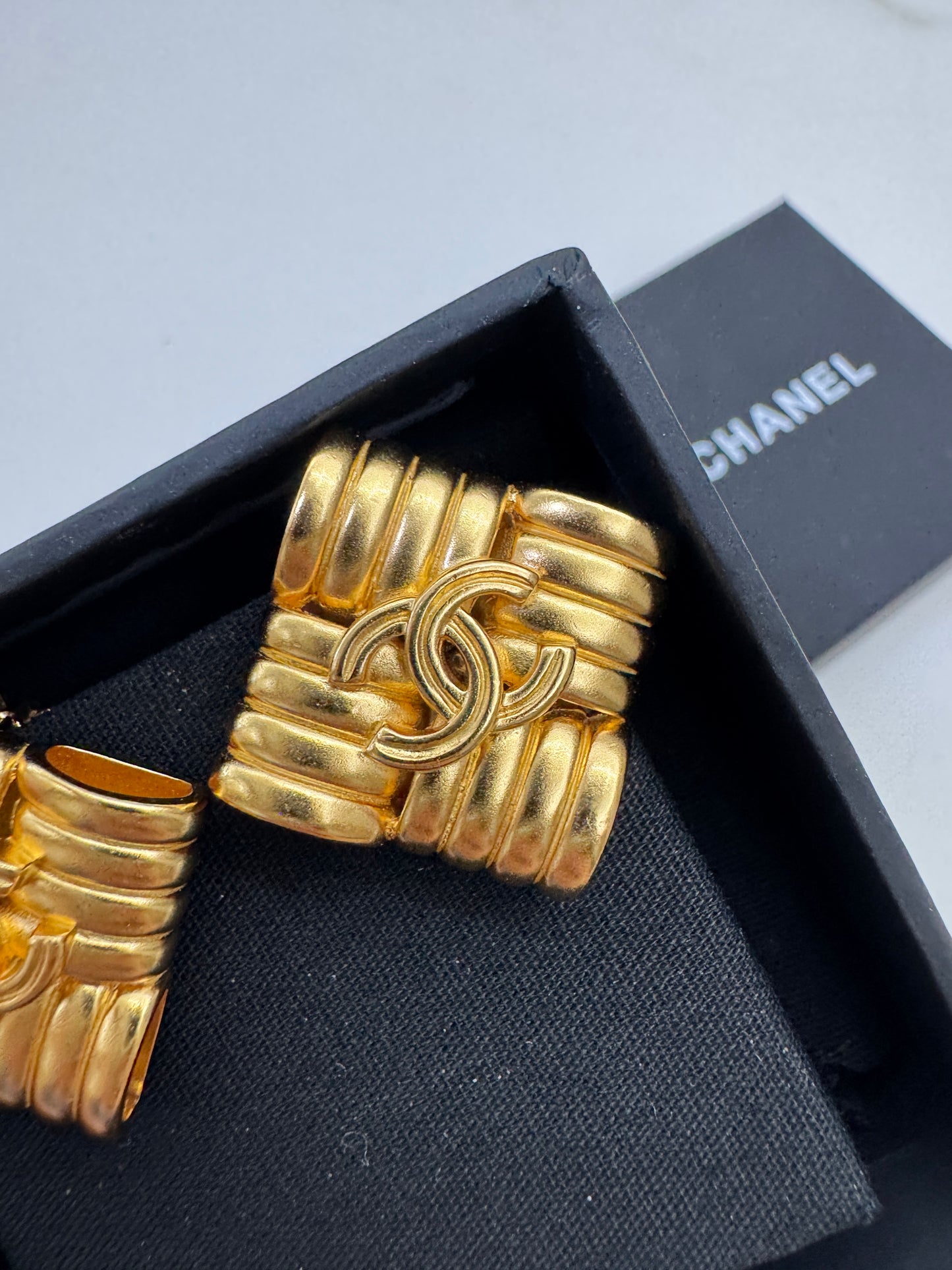 CHANEL Vintage 97P 千層酥耳夾