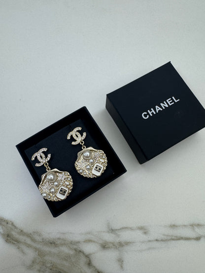 CHANEL 25C 貝殼香水瓶耳環