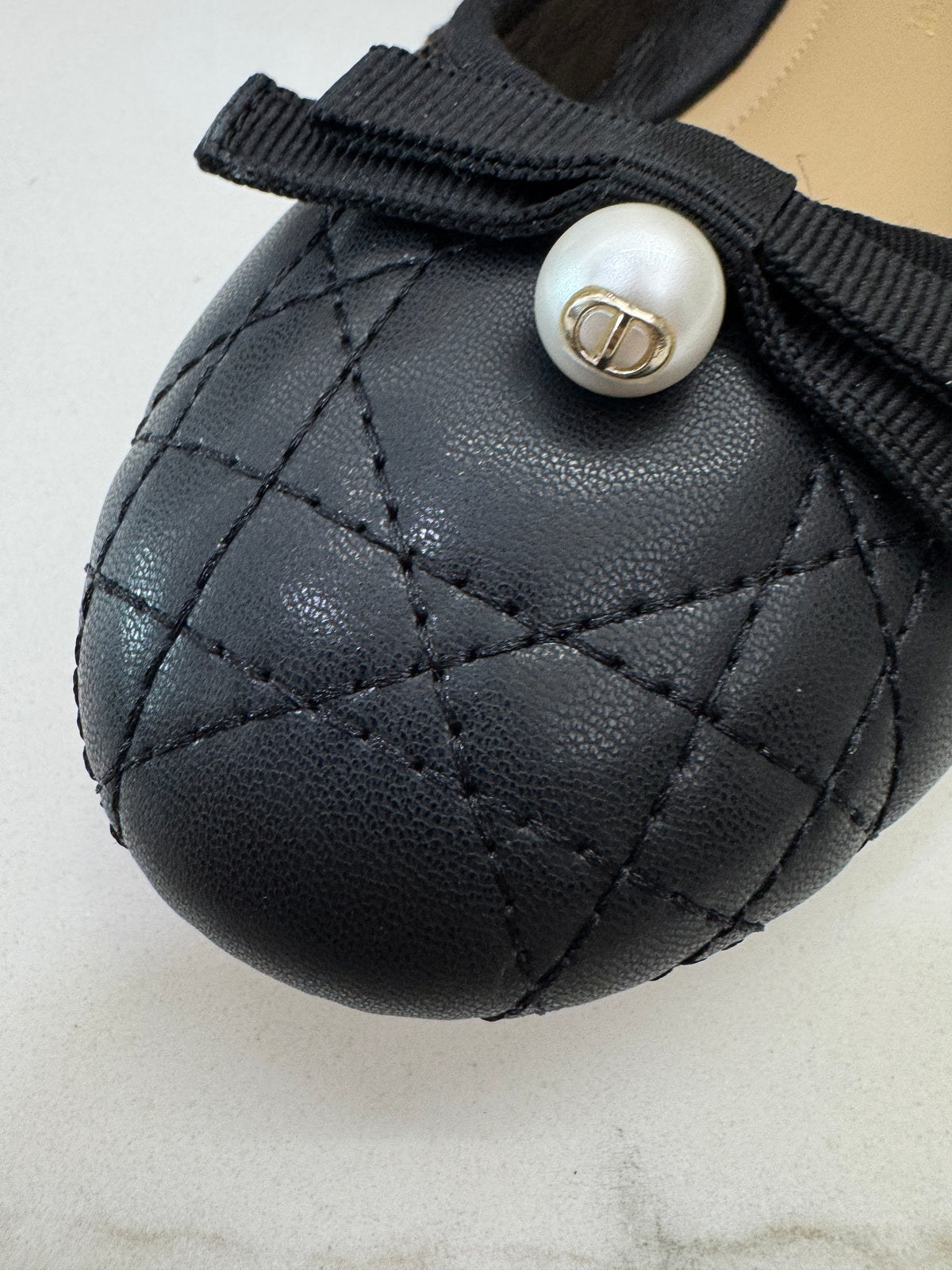 DIOR 珍珠Ballet Flat