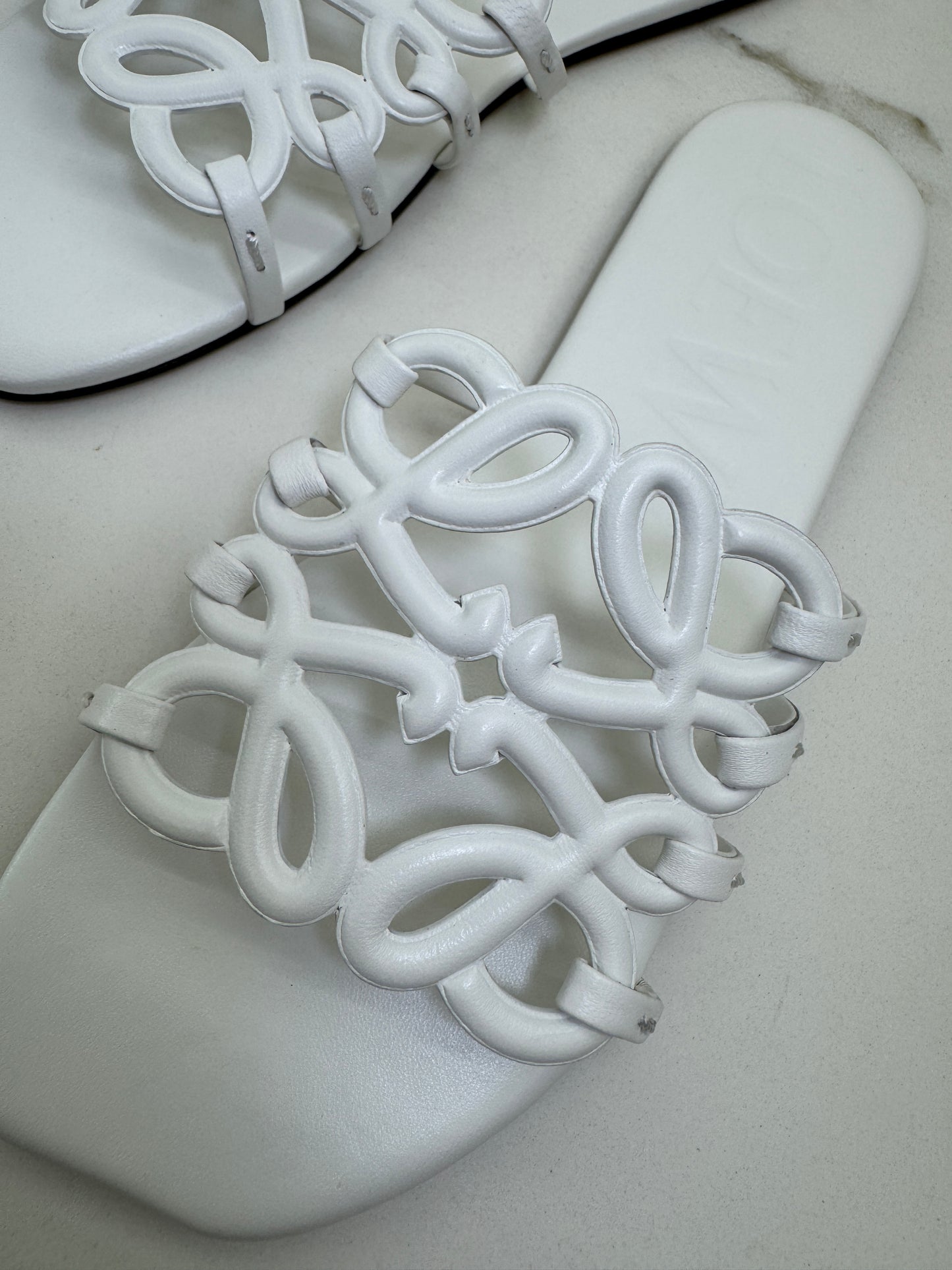 LOEWE Anagram 拖鞋