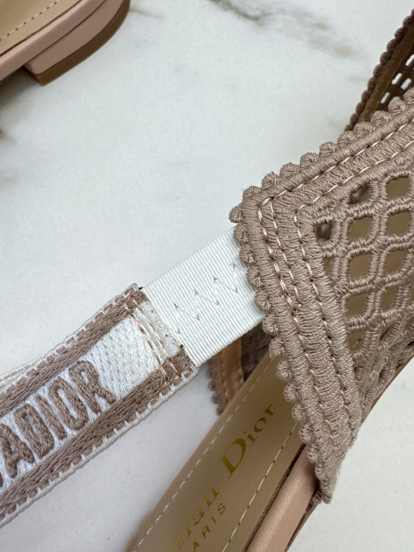 DIOR J’adior Slingback 裸粉鏤空