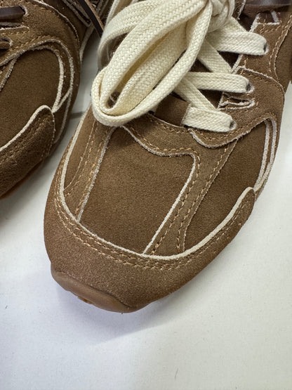 MIU MIU x NEW BALANCE 棕色猄皮軟底運動鞋