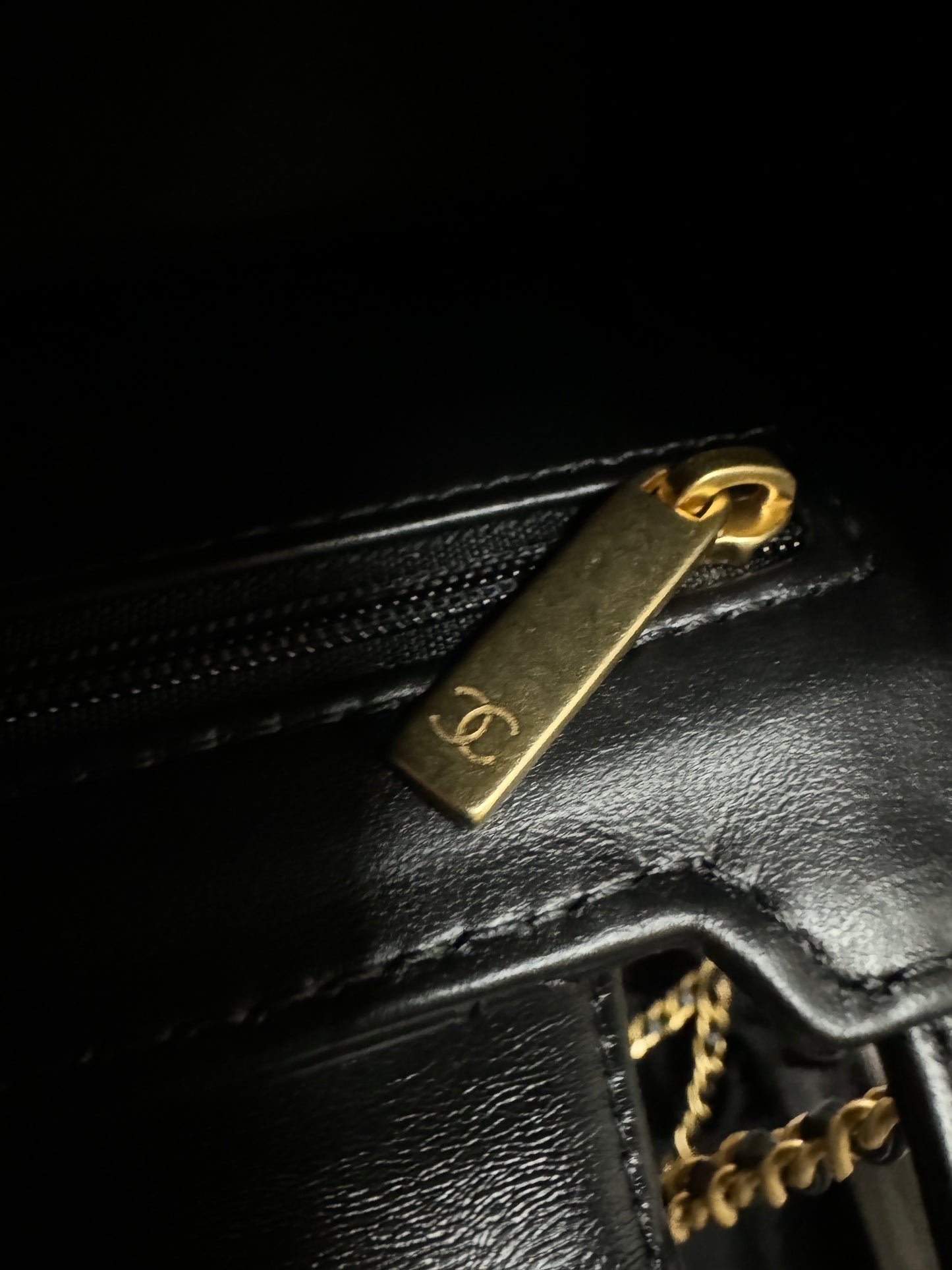CHANEL 23K Kelly Nano Black