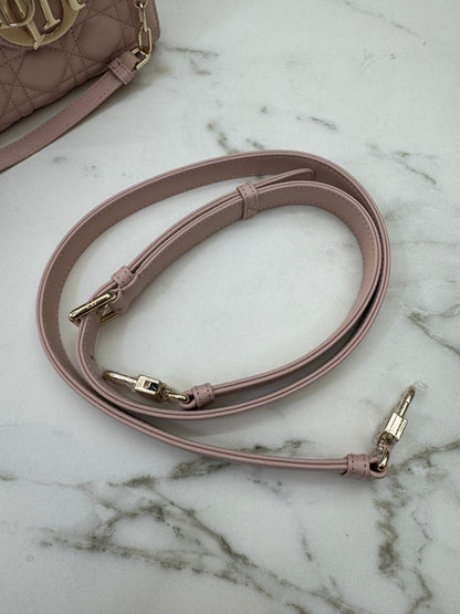DIOR D-Joy Medium 胭脂粉