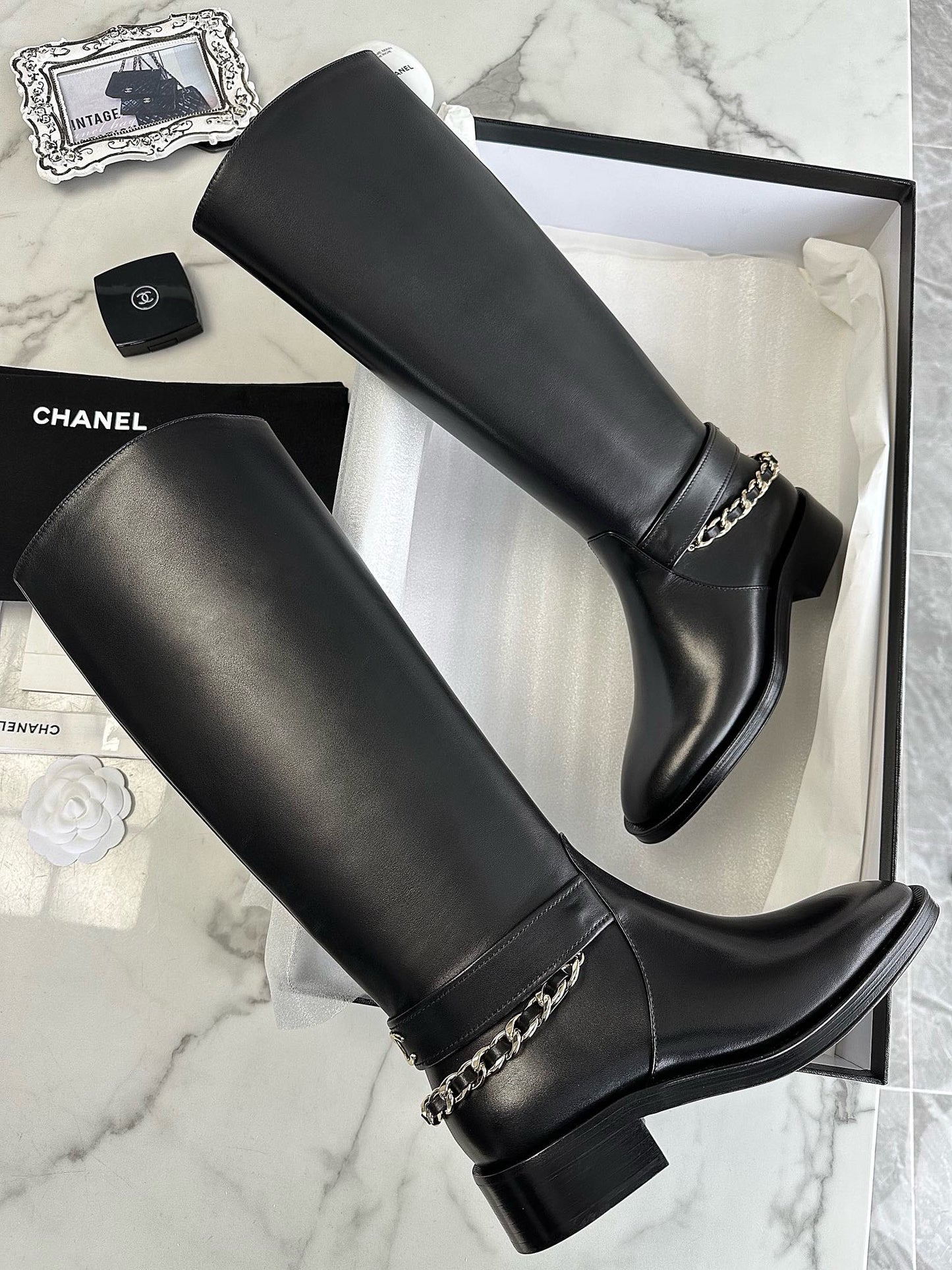 CHANEL 鏈條騎士長靴 23a