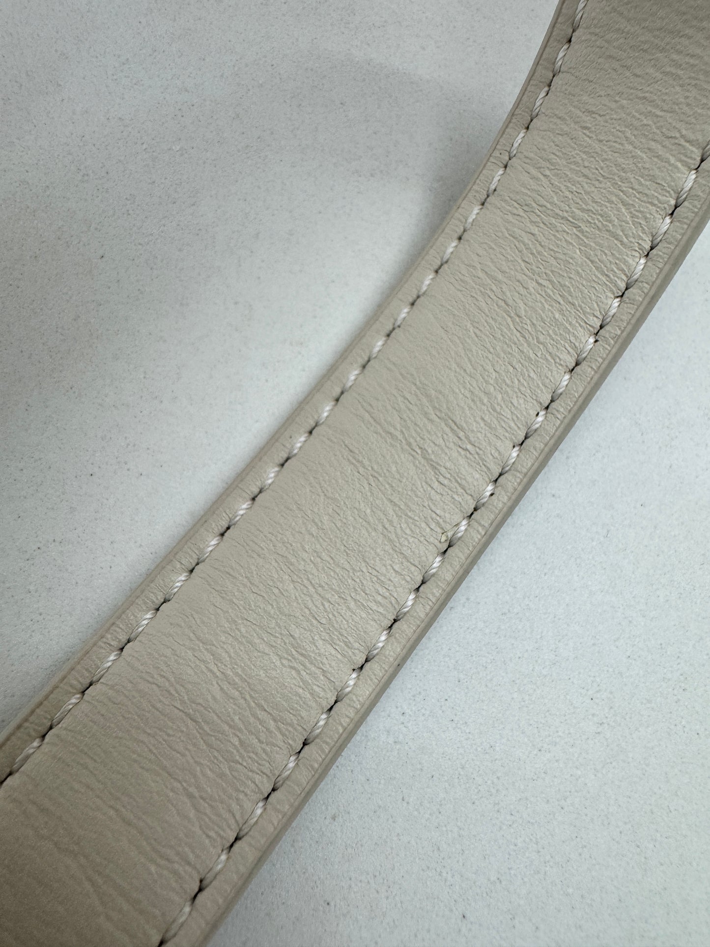 LV Speedy Cargo Vibe 白色油臘皮