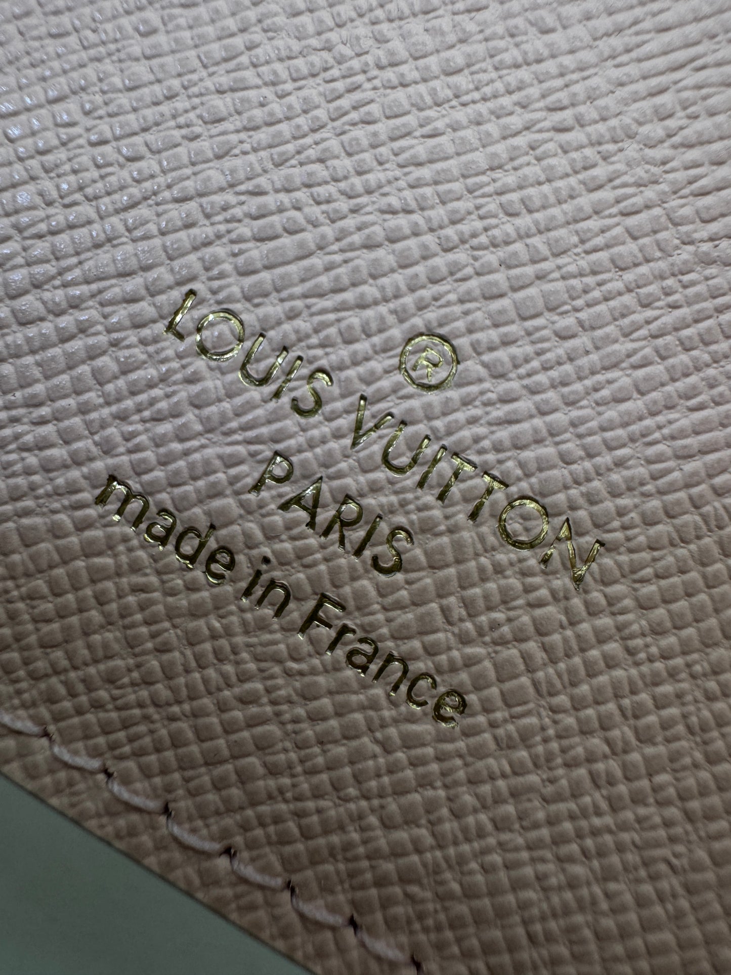 LV N64022 白棋盤三摺錢包 Victorine Wallet Damier Azur Canvas