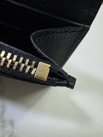 LV Rosalie 黑色全皮壓花零錢包