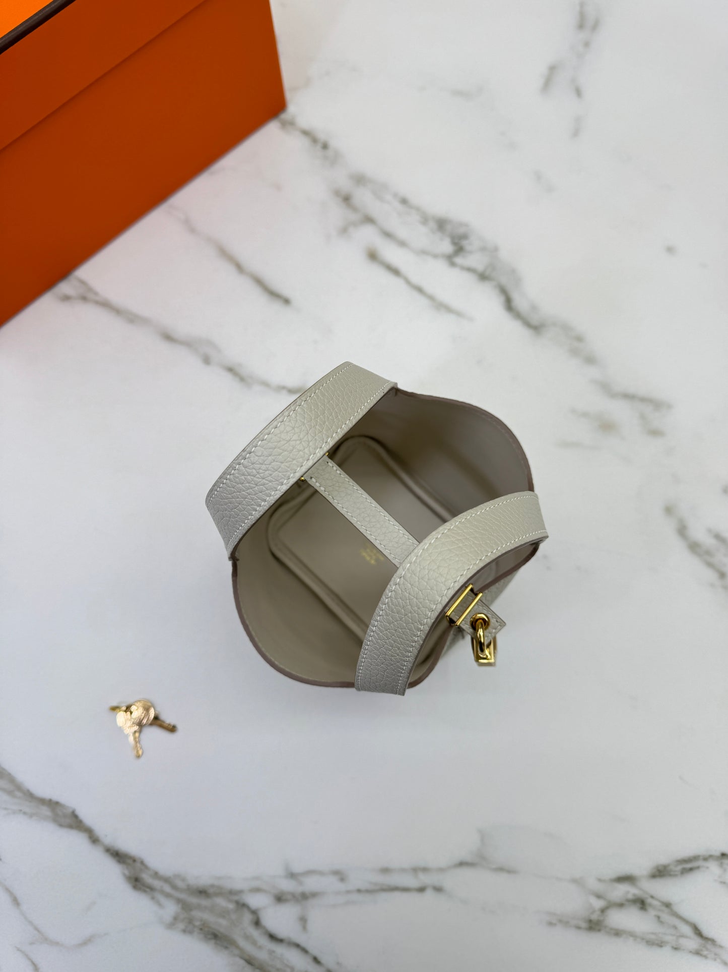 HERMES Picotin Lock 14 奶昔白金扣 TC Craie GHW