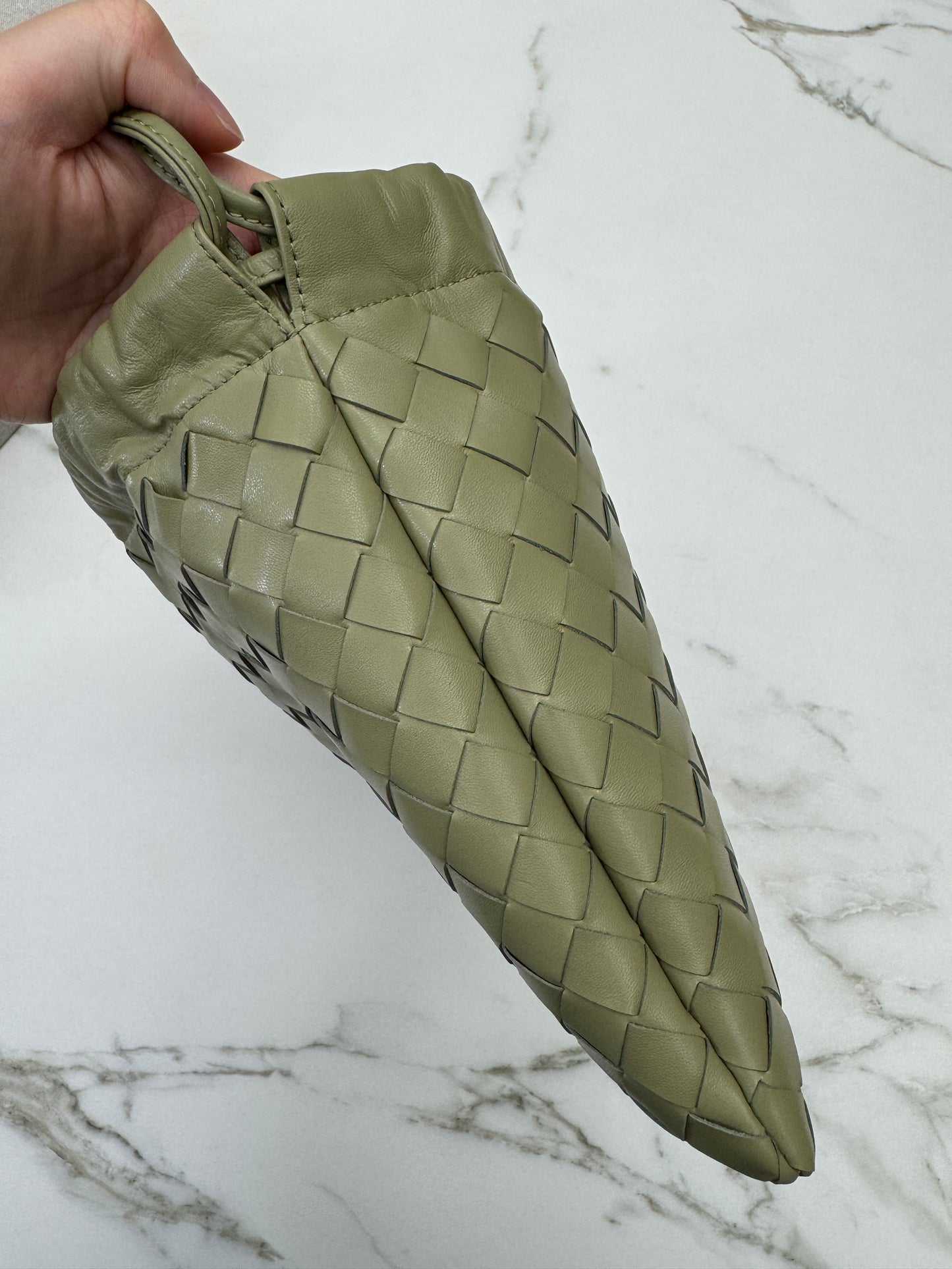 BV Dust Bag Medium 洞石綠 Travertine