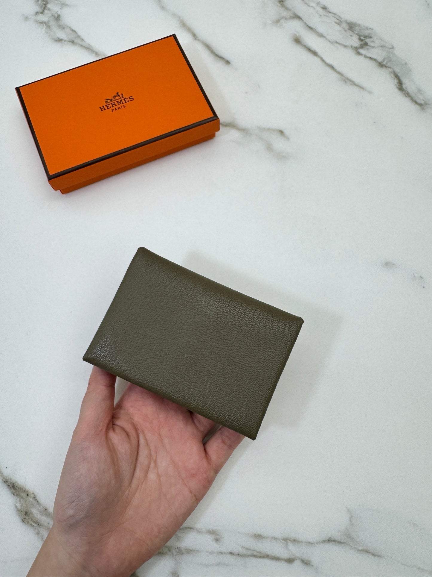 HERMES Calvi Duo 大象灰山羊皮 Etoupe Chevre Mysore