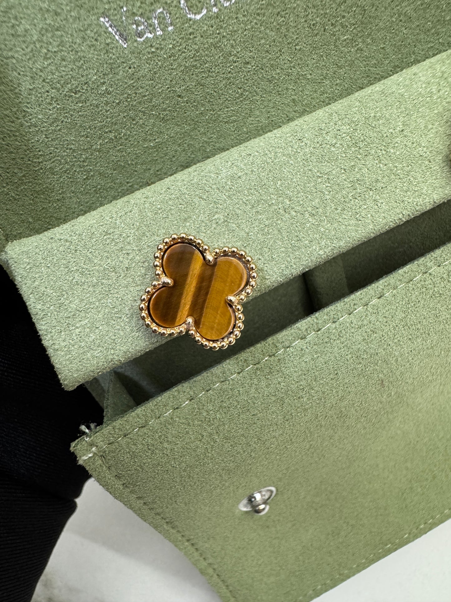 VCA Vintage Alhambra Earrings 虎眼石 Tiger Eye