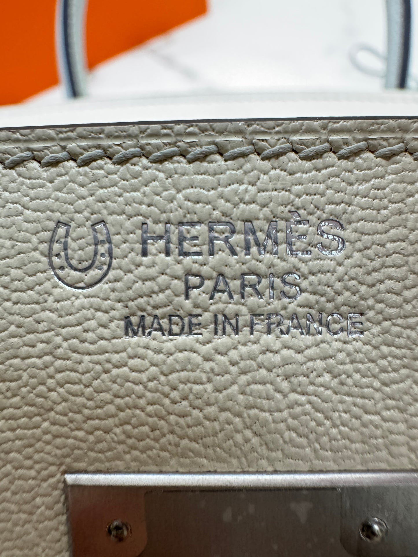 HERMES Birkin 30 SO 珍珠灰拼奶昔白山羊皮 拉絲銀扣 Chevre Mysore Gris Pearl x Craie