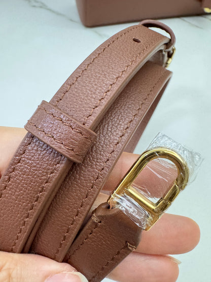 LORO PIANA Extra Bag 23 焦糖棕色