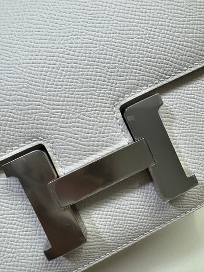 HERMES Mini Constance 奶灰色銀扣 Epsom M4 Gris Pale PHW
